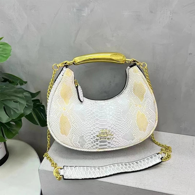 Winter New Textured Crossbody Bag Women's Cross-border Retro Shoulder Bag Crocodile Pattern Underarm Bag Personalized Design Bag