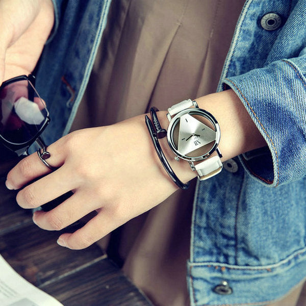 Korean female neutral men watch hollow belt fashion Harajuku lovers watch students non mechanical quartz watch